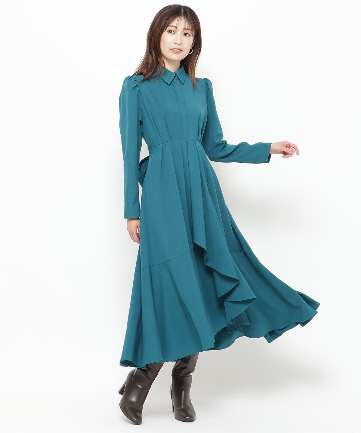 アンドクチュール「アシメラッフルフリルバックリボンワンピース」|ワンピース|ﾀﾞｰｸｸﾞﾘｰﾝ