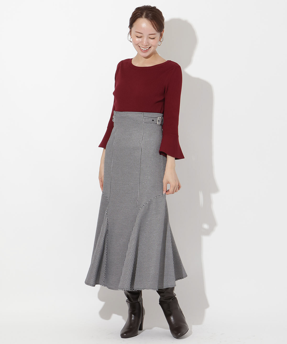 アンドクチュール「袖フレアクルーネックリブプルオーバー」|ニット・セーター|