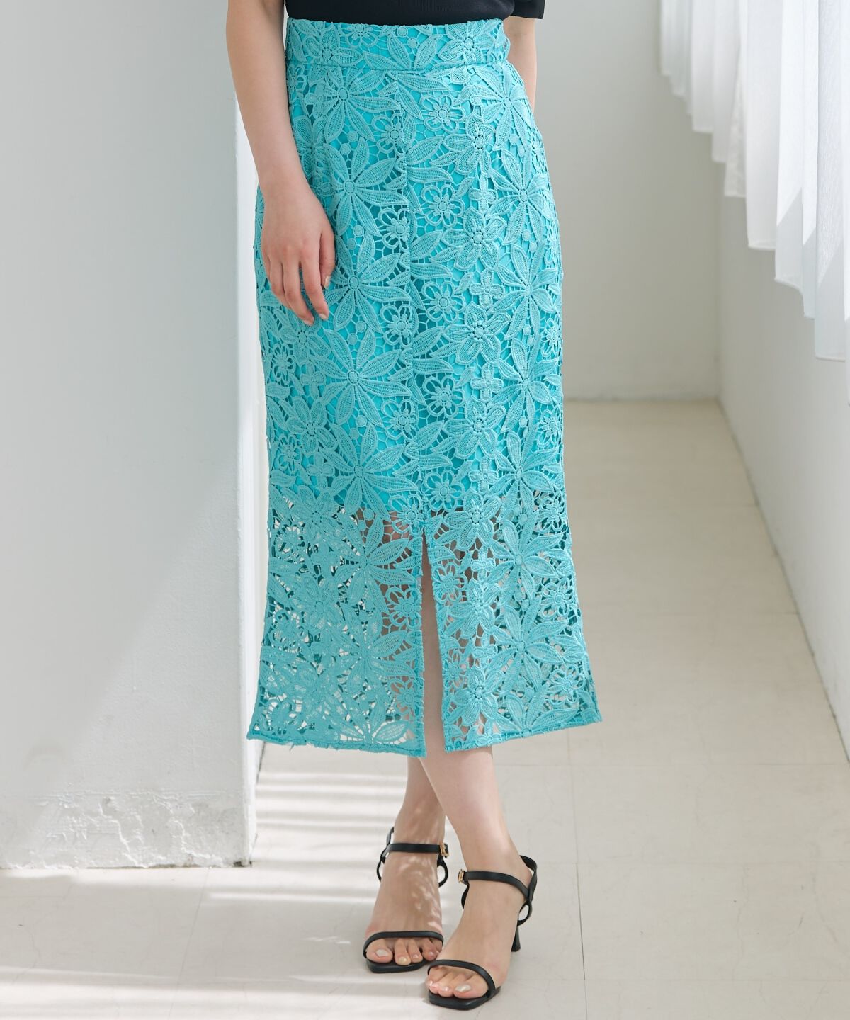 アンドクチュール「ケミカルレースタイトスカート」|タイト|ブルー