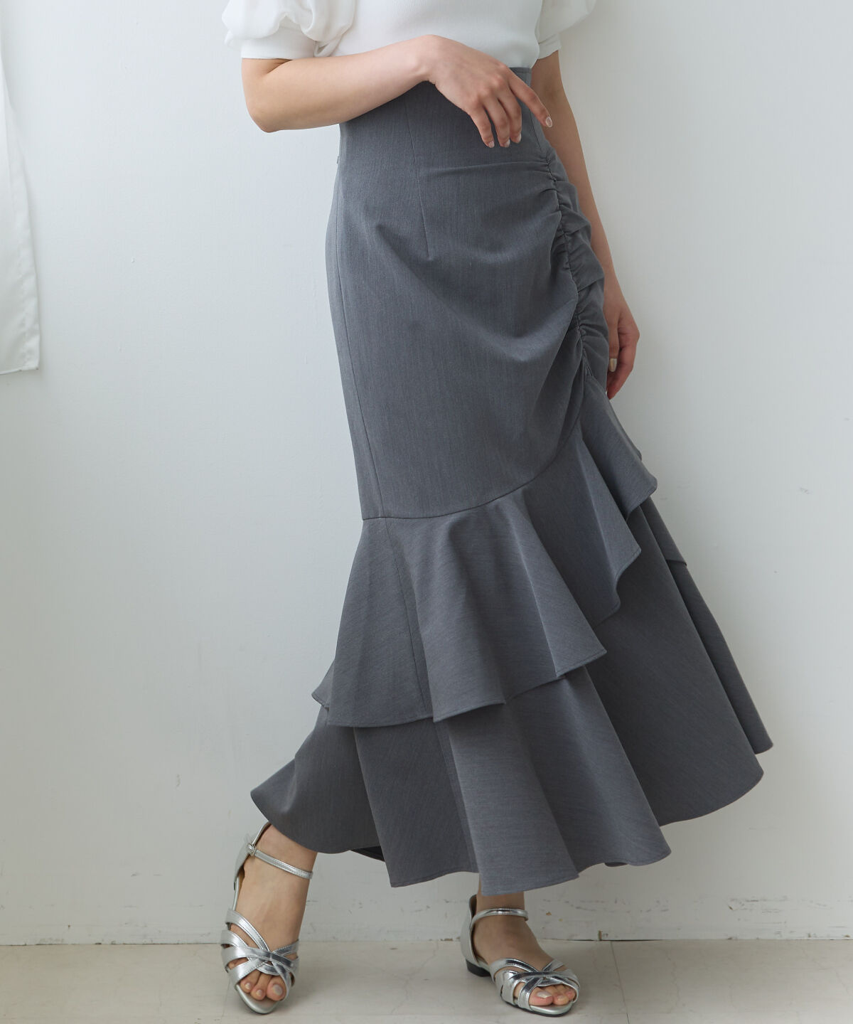 アンドクチュール「アシメギャザーフリルマーメイドスカート」|タイト|