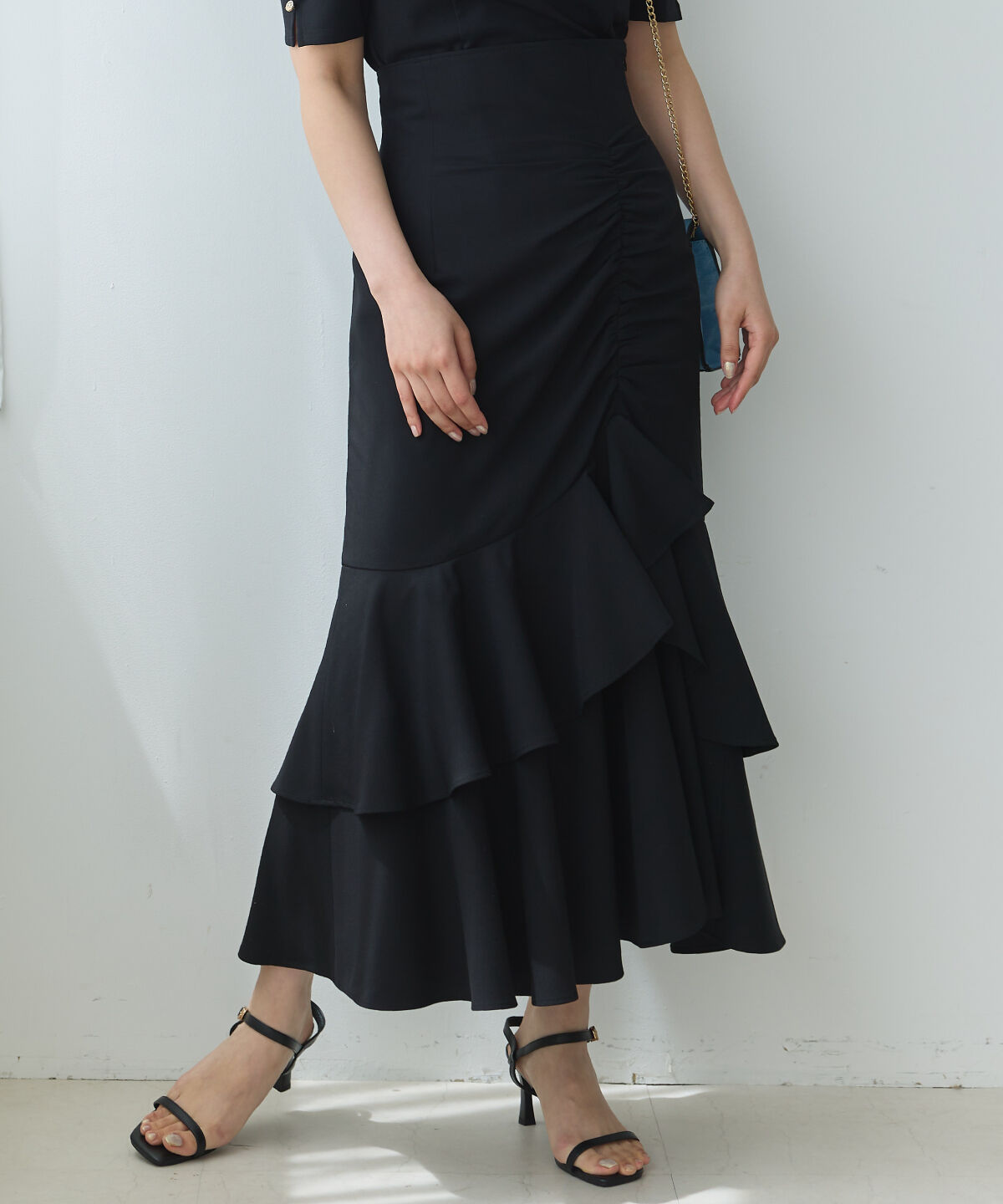 アンドクチュール「アシメギャザーフリルマーメイドスカート」|タイト|ブラック