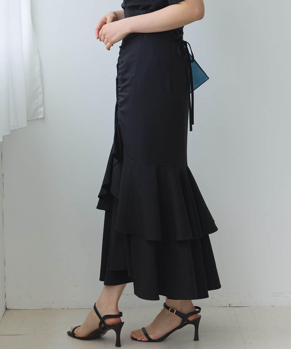 アンドクチュール「アシメギャザーフリルマーメイドスカート」|タイト|