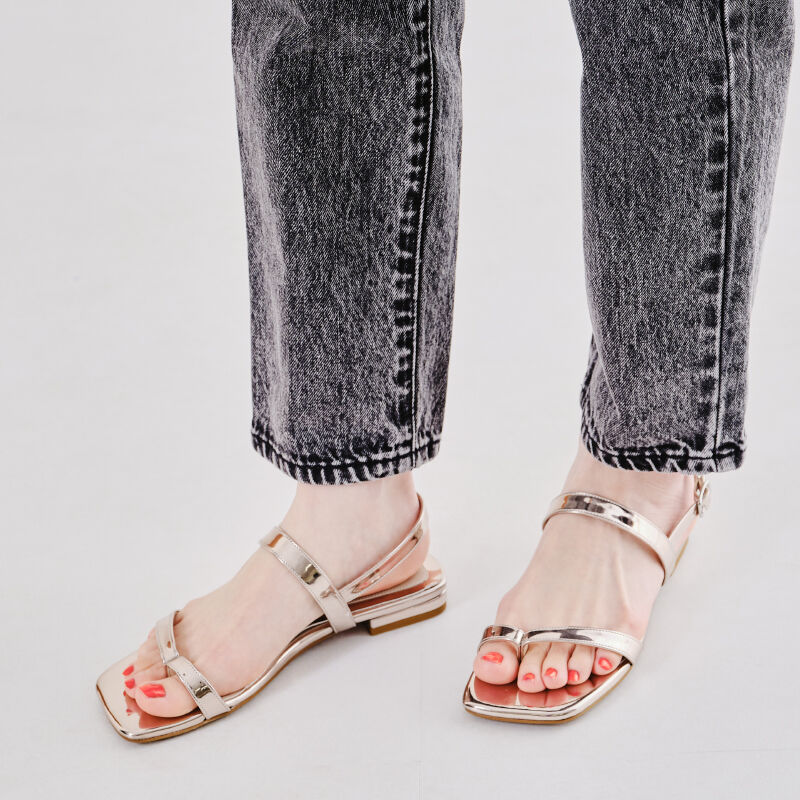 ORiental TRaffic「【アウトレット価格】バックストラップトングサンダル/21230」|サンダル|