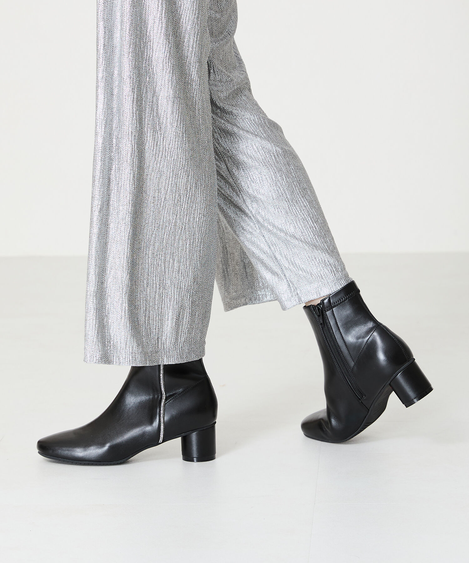 WA Oriental TRaffic「●2024秋冬新作●ラインストーン切替ショートブーツ/42404」|ショートブーツ|