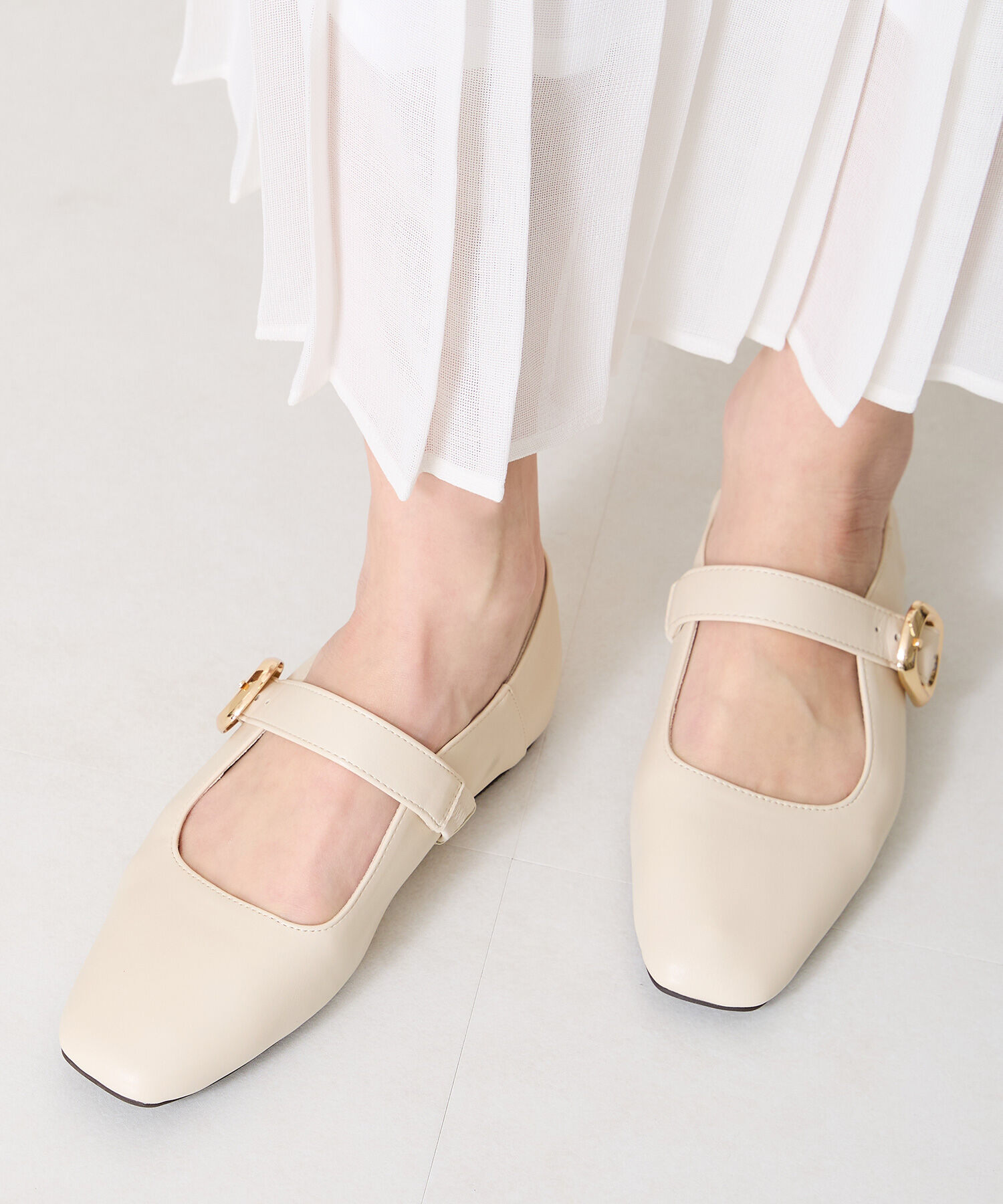 WA Oriental TRaffic「柔らか ストラップ フラット パンプス /52104 フィット クッション」|パンプス|BEIGE