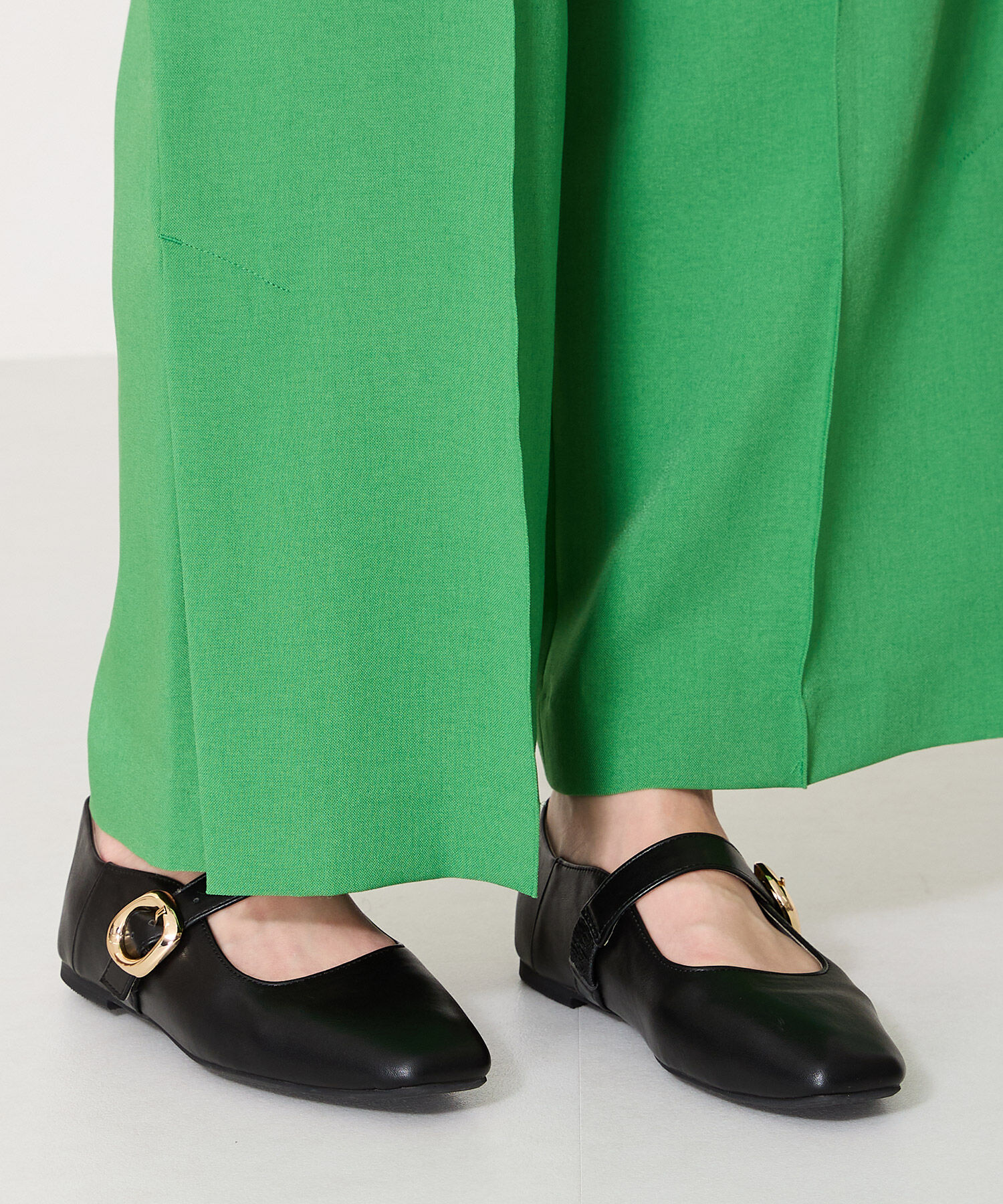 WA Oriental TRaffic「柔らか ストラップ フラット パンプス /52104 フィット クッション」|パンプス|