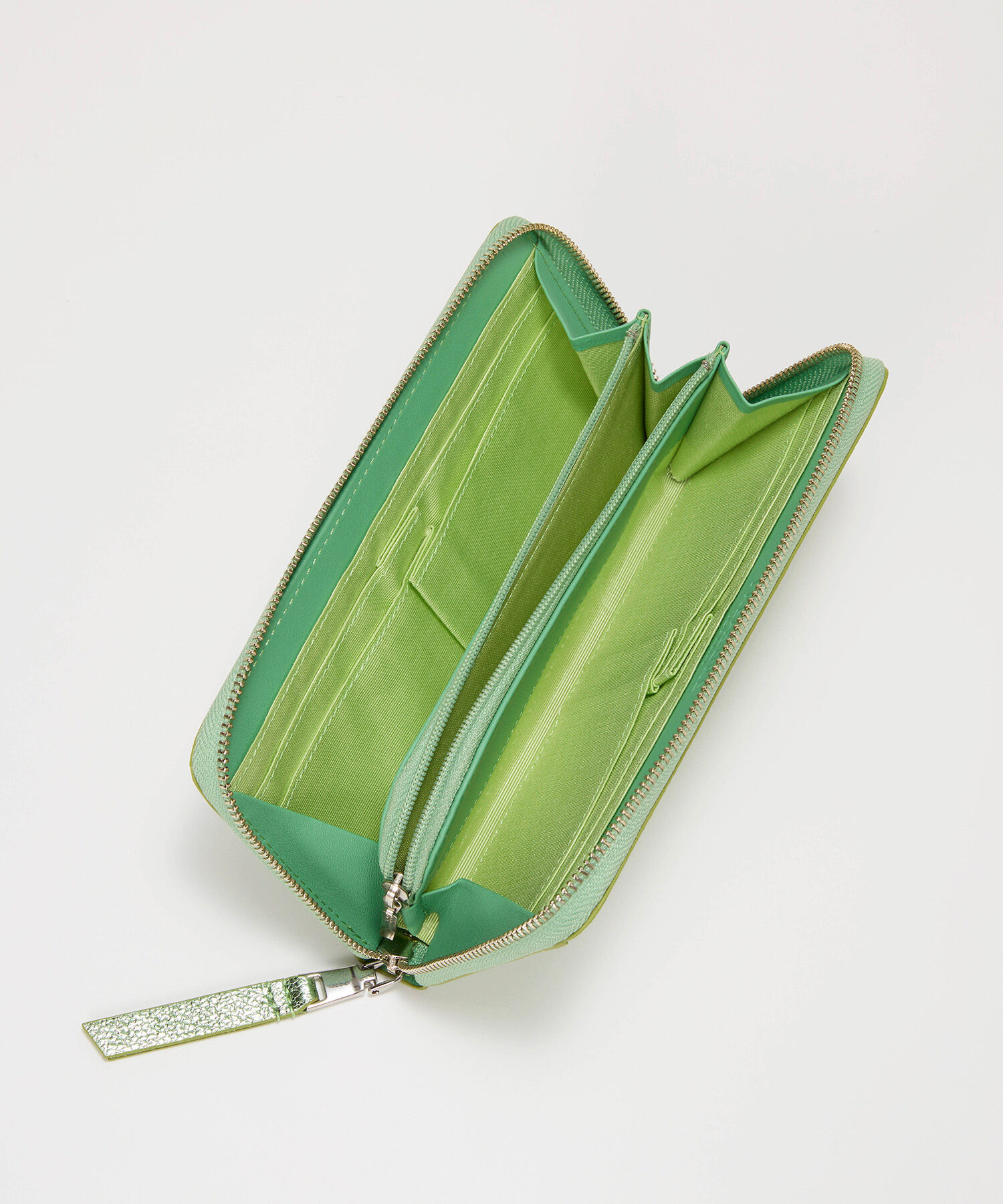 TOPKAPI BREATH「【TREASURE TOPKAPI】ウォッシュド レザー メタリック ラウンドファスナー 長財布」|財布|