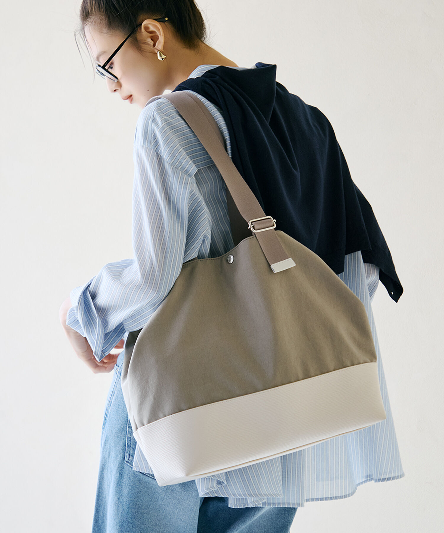 TOPKAPI BREATH「【Breath TOPKAPI】RIPPLE リプル リンクル ナイロン 変形 トートバッグ/ A4対応」|トートバッグ|グレージュ