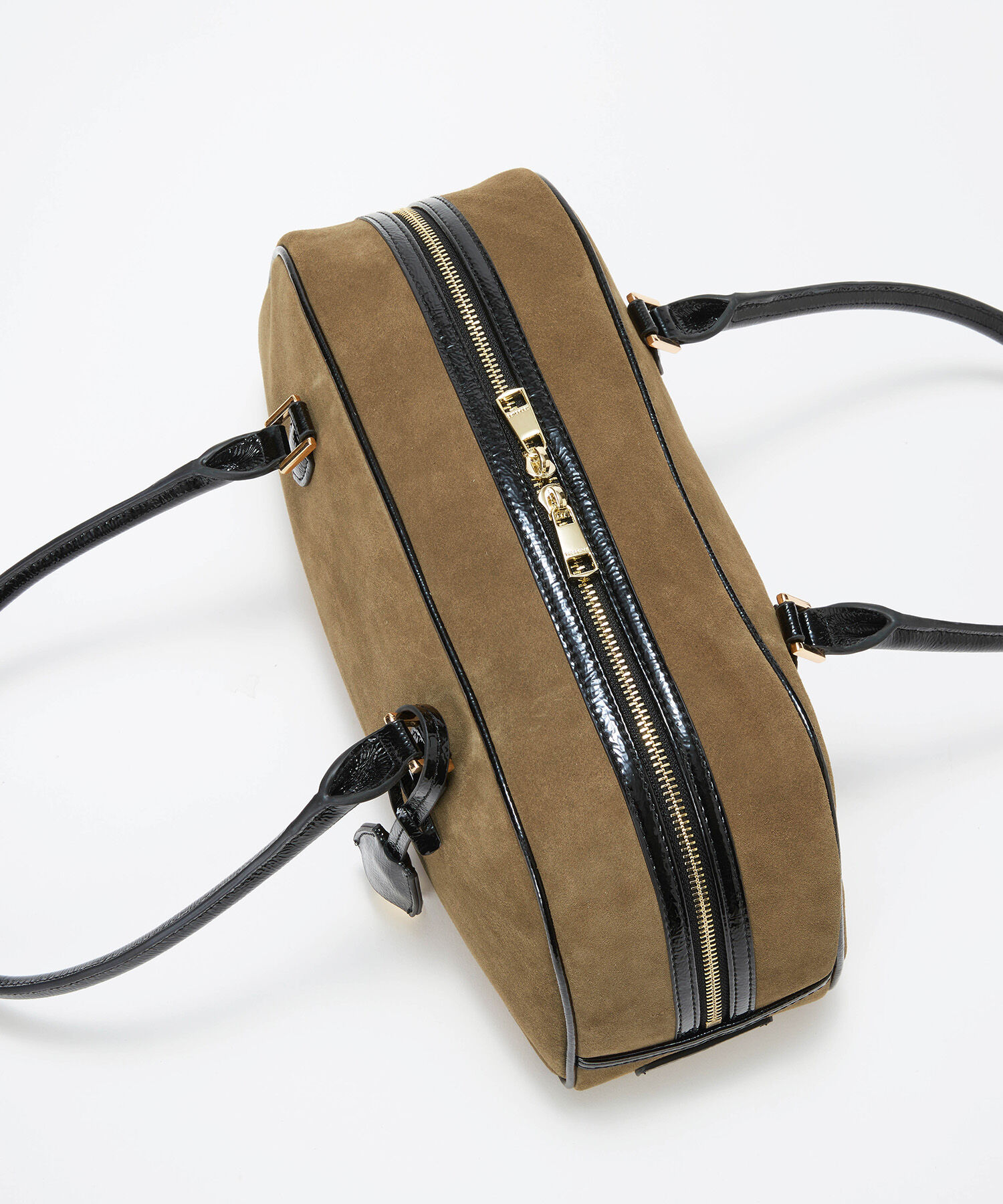 TOPKAPI TREASURE「【TREASURE TOPKAPI】スエード エナメルコンビ ワイド ボストンバッグ チャーム付き」|ボストンバッグ|