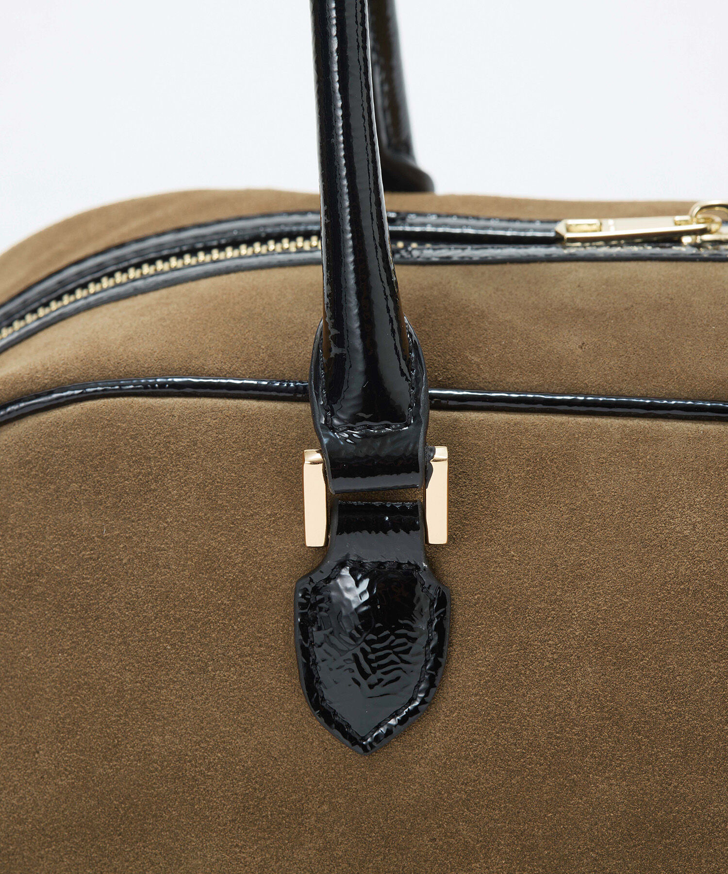 TOPKAPI TREASURE「【TREASURE TOPKAPI】スエード エナメルコンビ ワイド ボストンバッグ チャーム付き」|ボストンバッグ|