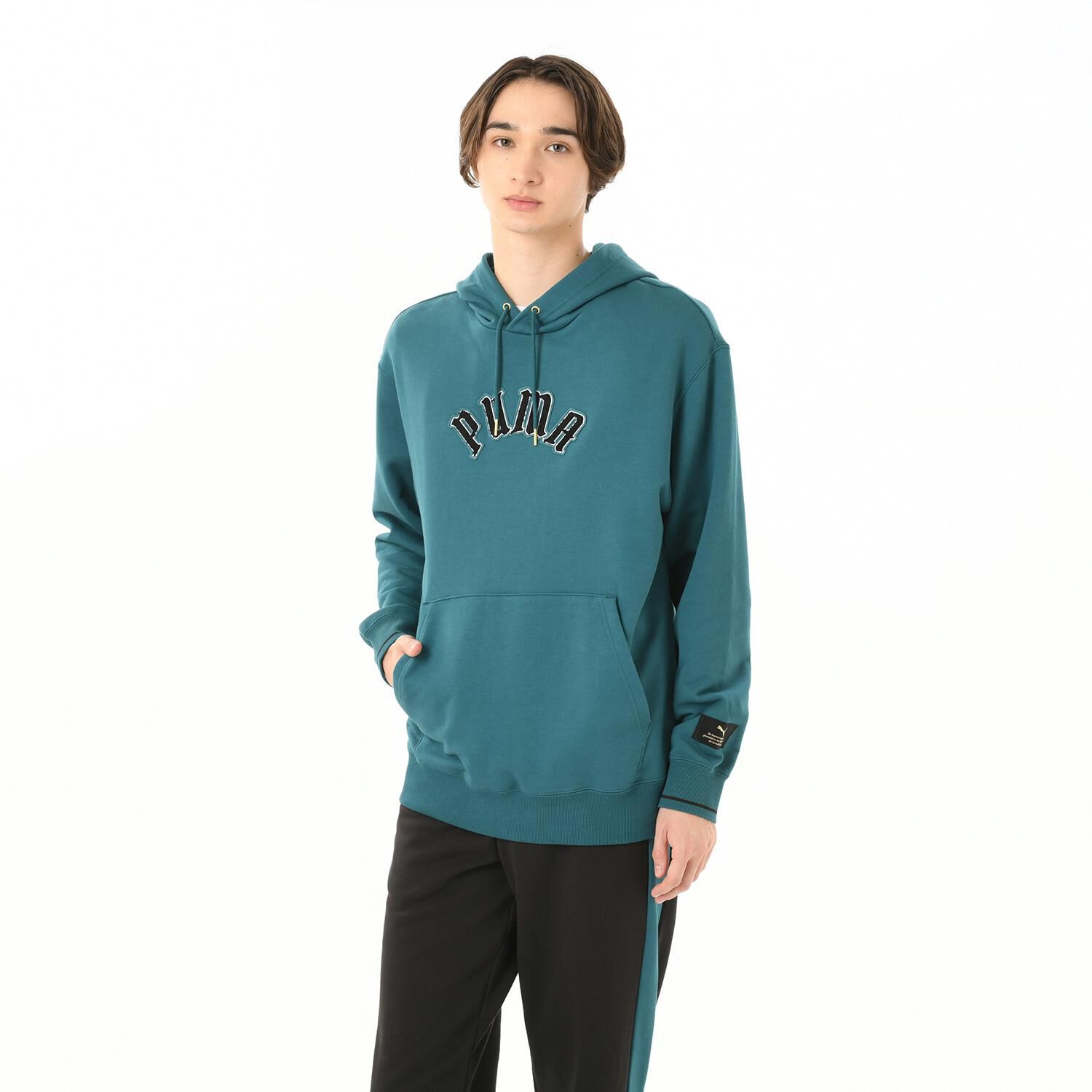 PUMA「【PUMA ｳｪｱ】M CLASSICS PLAY.PARIS. HOODIE」|パーカー|グリーン