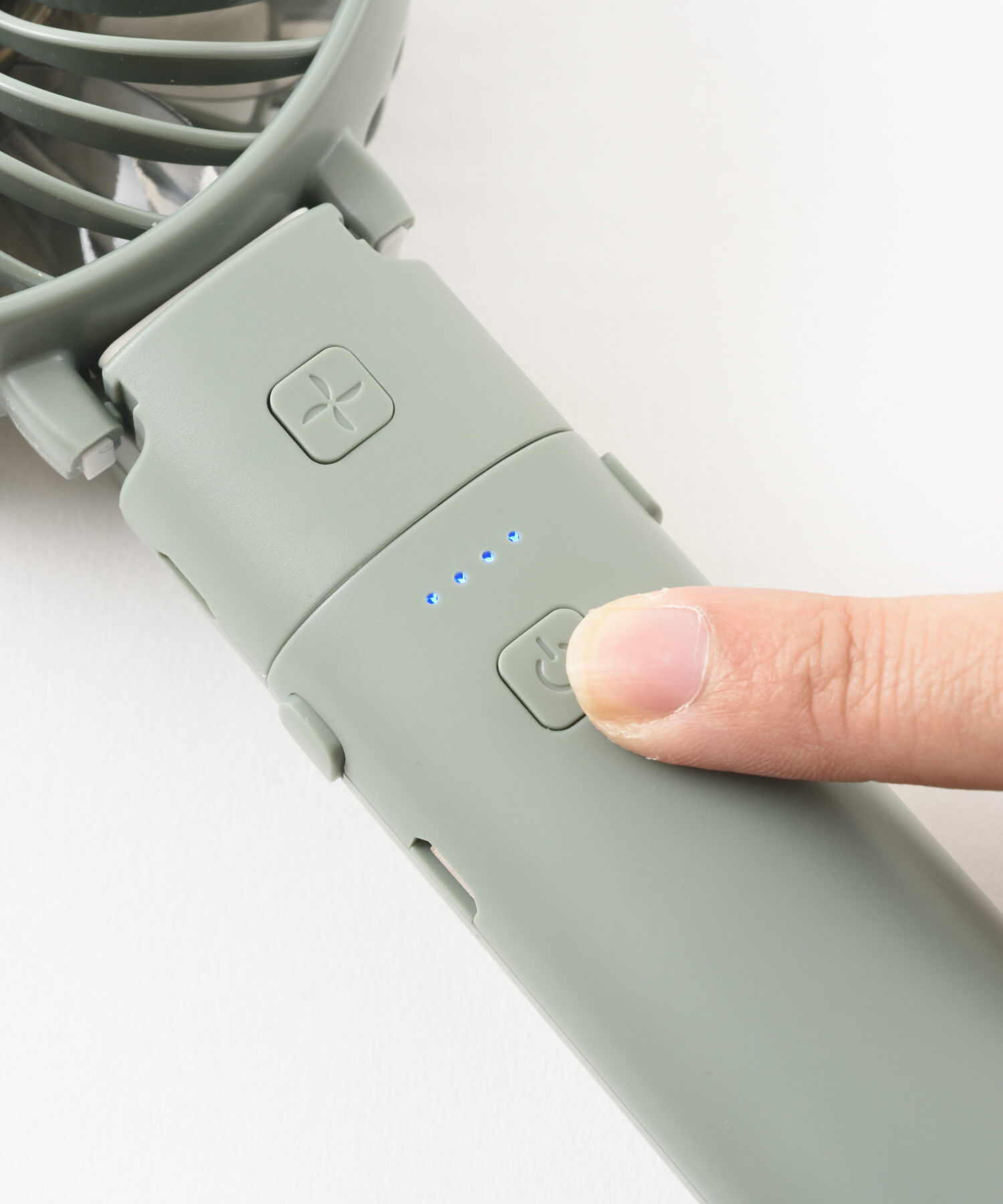 BRUNO「ポータブルミニファン」|電化製品|