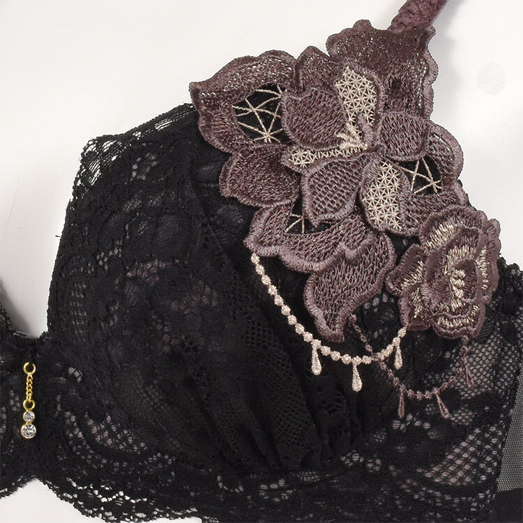 intesucre「アンテシュクレ narue&times;intesucre ブラジャー単品 B-F/65-75 IBT343」|インナー|