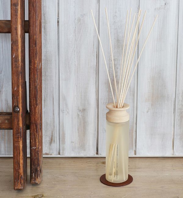 B-COMPANY「大容量／芳香期間6ヶ月　リードディフューザー」|アロマ・ルームフレグランス|