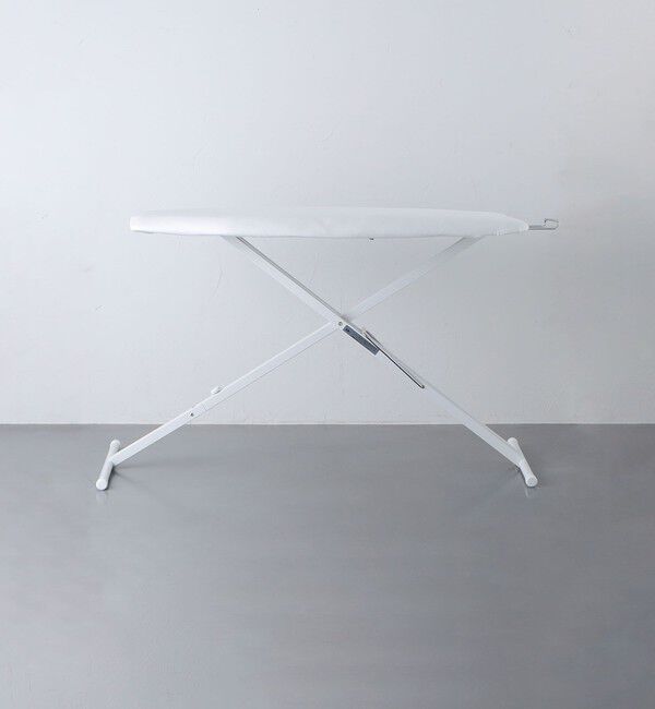 Style for Living「＜tower＞スタンド式 アイロン台」|トイレタリー・ランドリーグッズ|