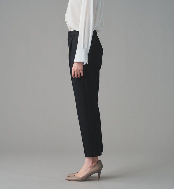 UNITED ARROWS「SPONGY タック テーパードパンツ」|スラックス|