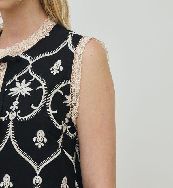 TOMORROWLAND GOODS「Devotion TWINS エンブロイダリージレ」|ベスト・ジレ|