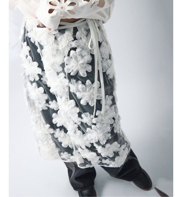 JOURNAL STANDARD「《追加》【TOLIGHT&times;JOURNALSTANDARD】 フラワーモチーフラップスカート」|スカート|ホワイト