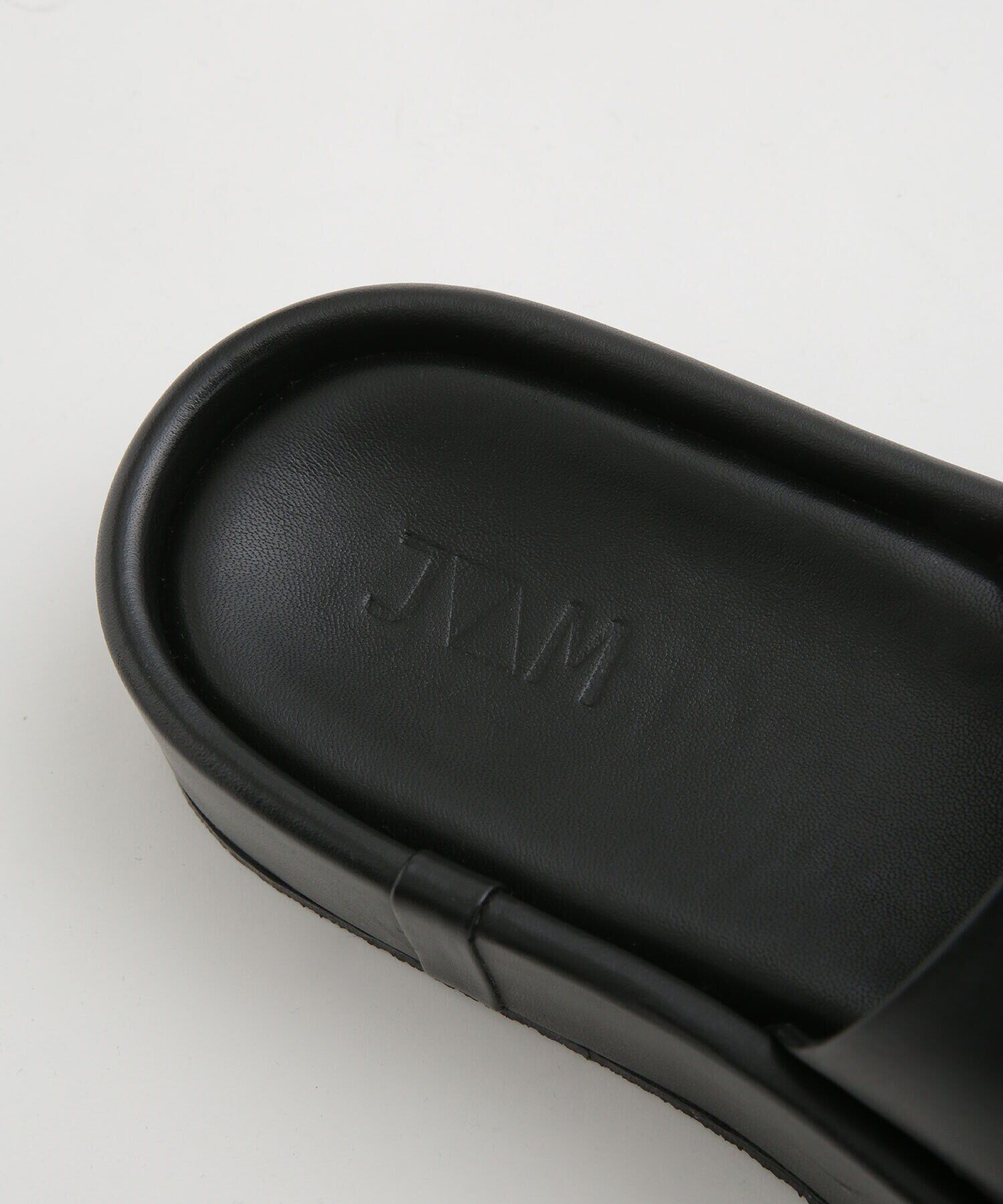 nano･universe「JVAM/コンフォートフラットサンダル」|サンダル|