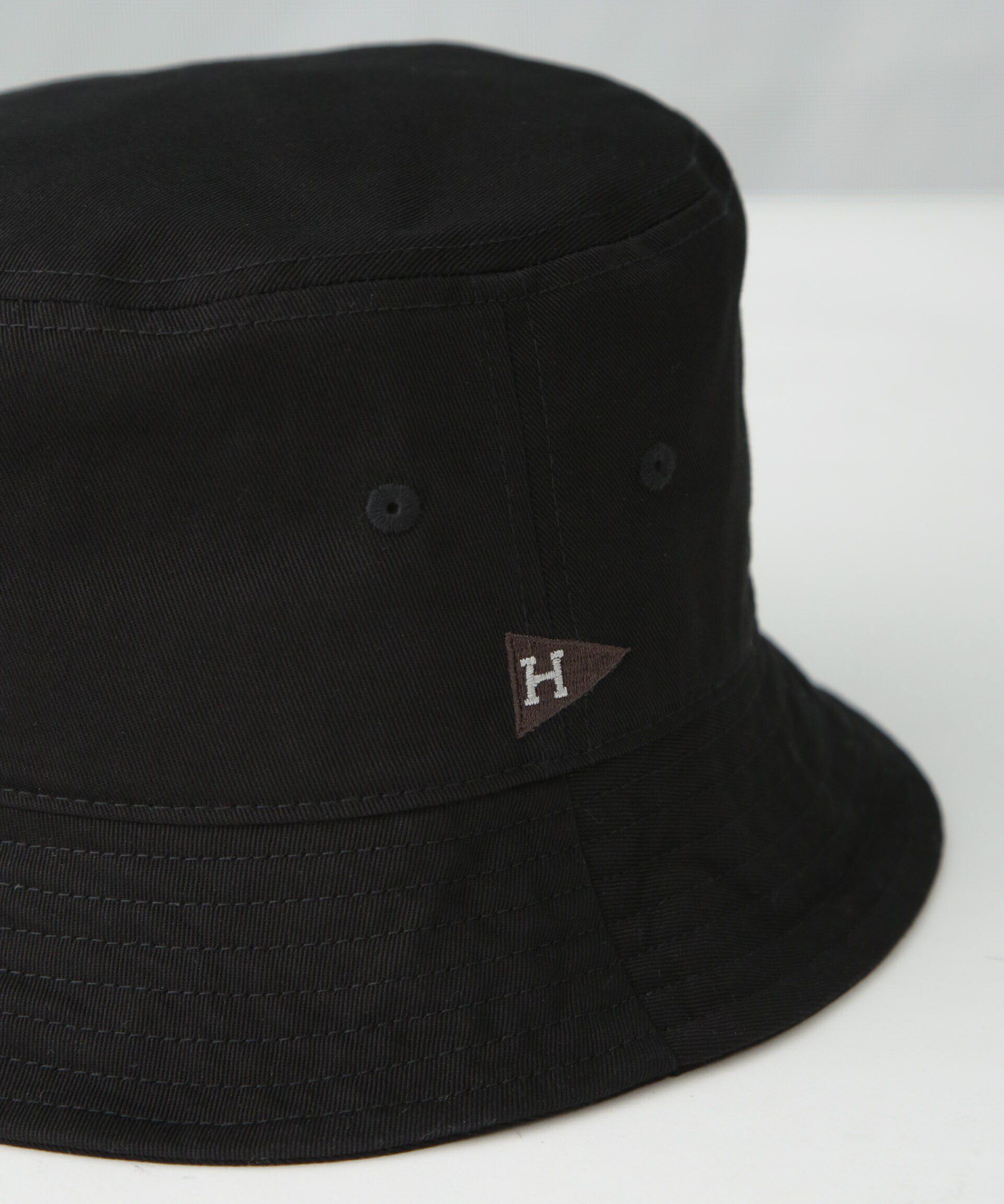 nano･universe「Healthknit/Healthknit別注 ロゴ刺繍バケットハット」|キャップ・キャスケット|