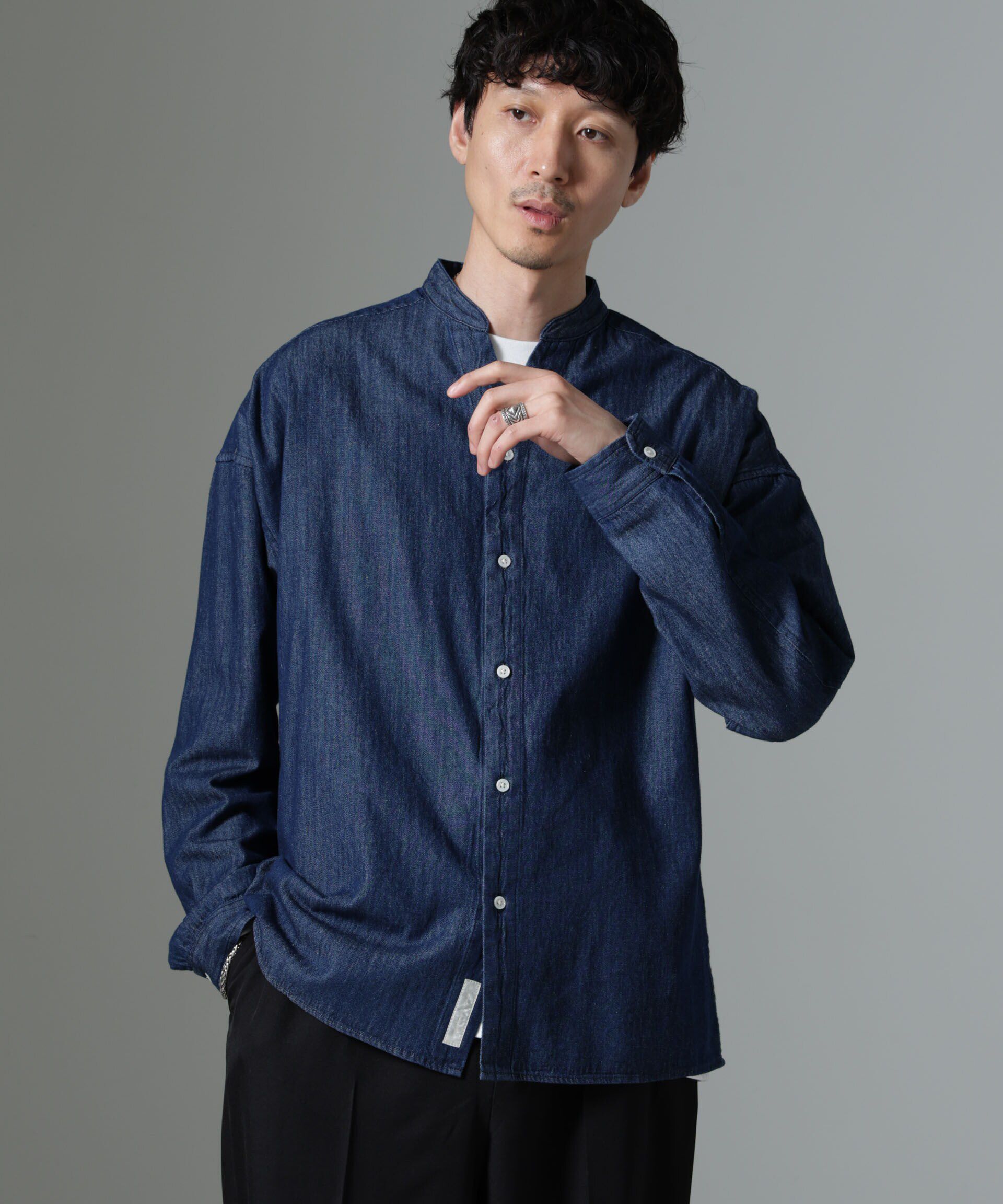 nano･universe「「大人のワイドシャツ」バンドカラーデニム 長袖」|シャツ・ブラウス|ネイビー