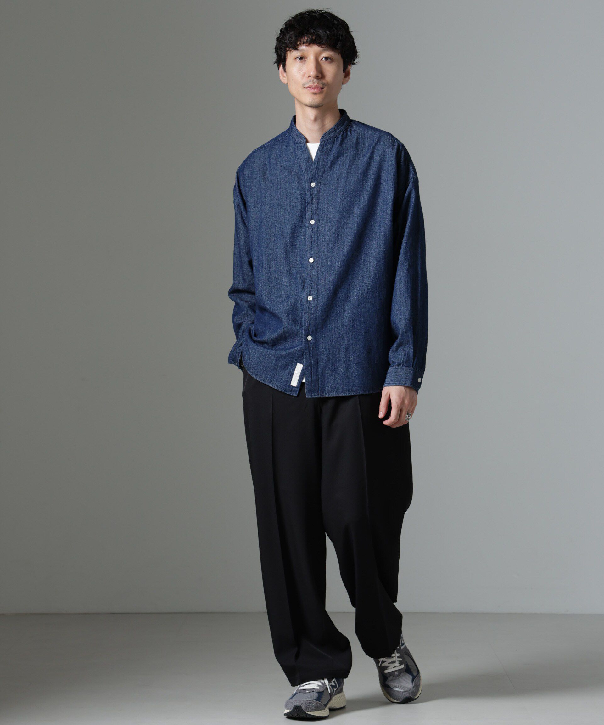 nano･universe「「大人のワイドシャツ」バンドカラーデニム 長袖」|シャツ・ブラウス|