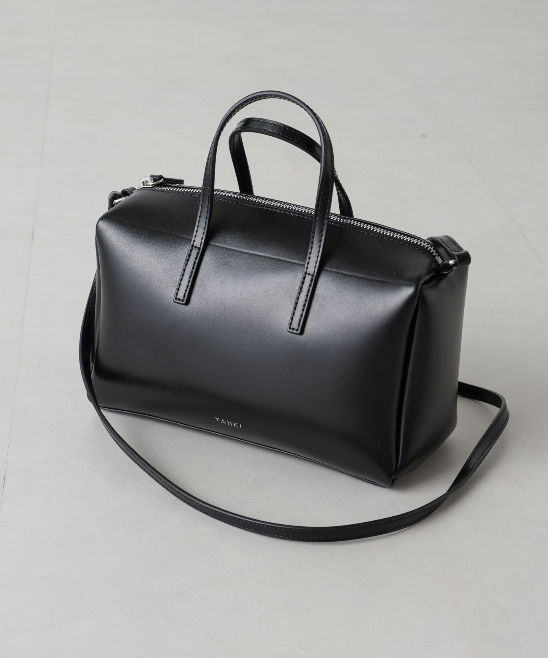 nano･universe「YAHKI/W FACE 2WAYスクエアボストンバッグ」|ショルダー・メッセンジャー|