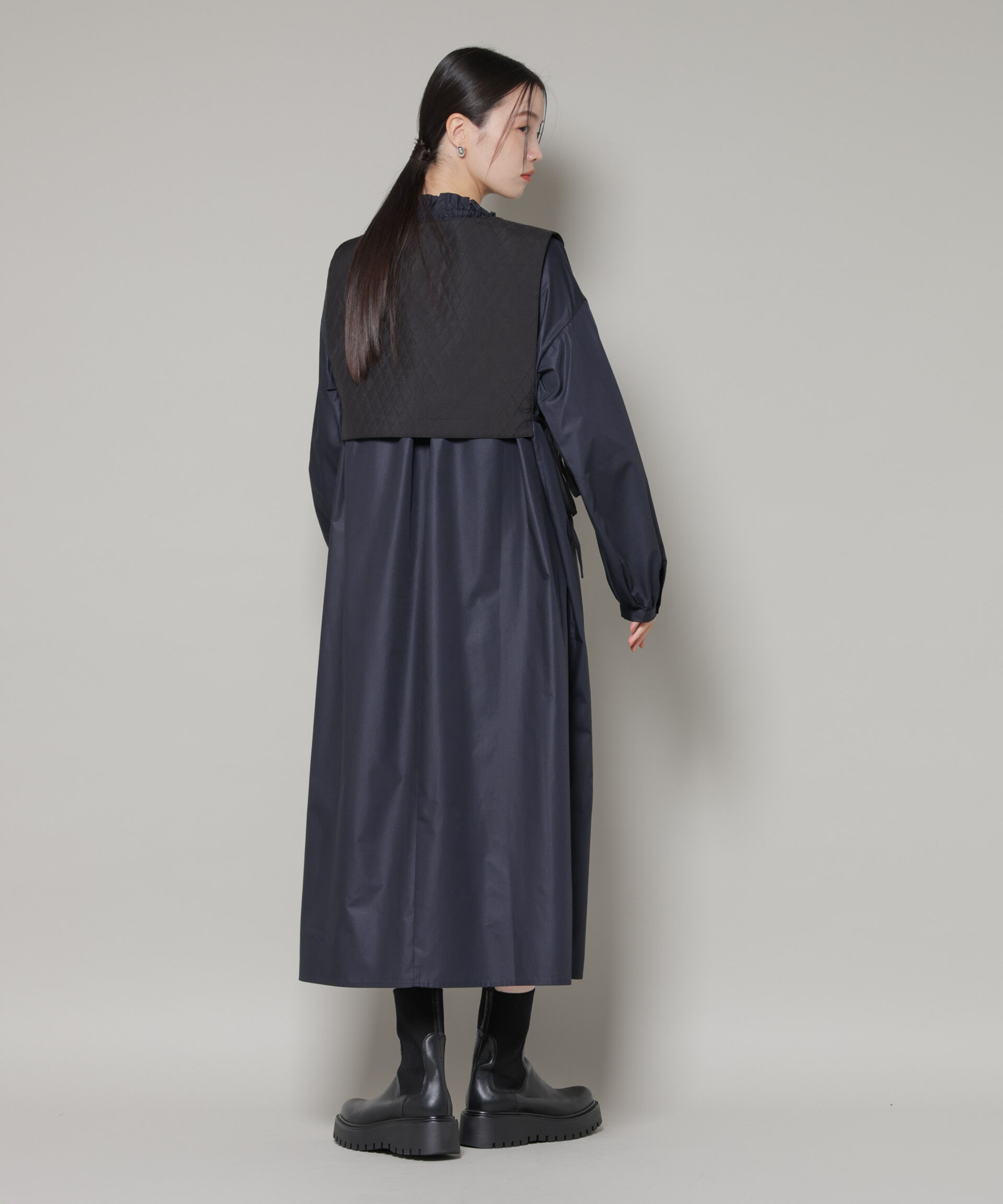 nano･universe「キルティングベスト&times;ギャザーワンピース アンサンブルセット」|ワンピース|