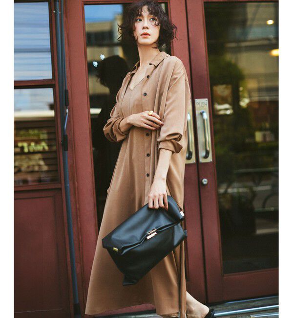 23区「【見上愛さん着用/Oggi10月号掲載/洗える】スエーディーサテン シャツ」|シャツ・ブラウス|