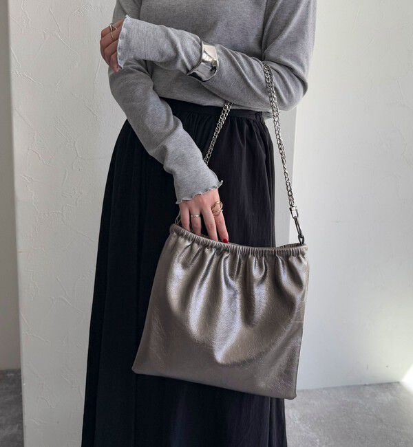 fredy emue「チェーン＆ワンハンドルギャザーバッグ」|ショルダー・メッセンジャー|