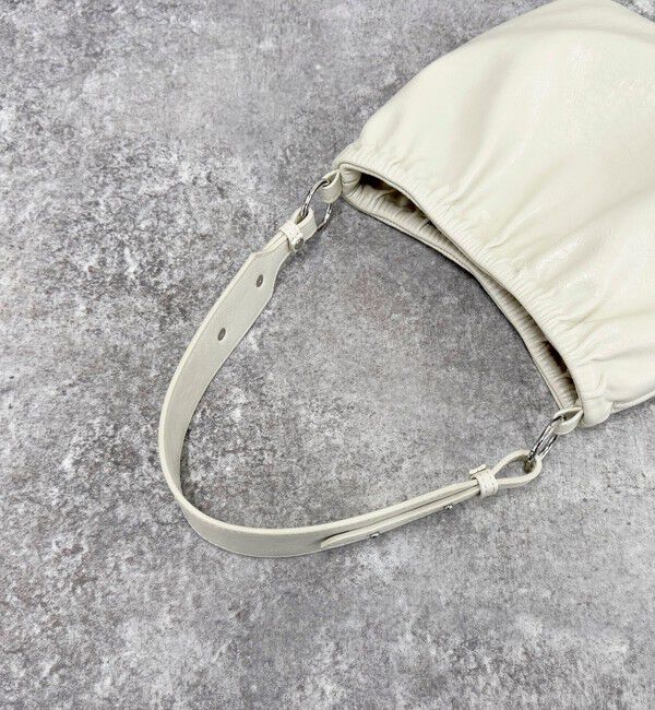 fredy emue「チェーン＆ワンハンドルギャザーバッグ」|ショルダー・メッセンジャー|