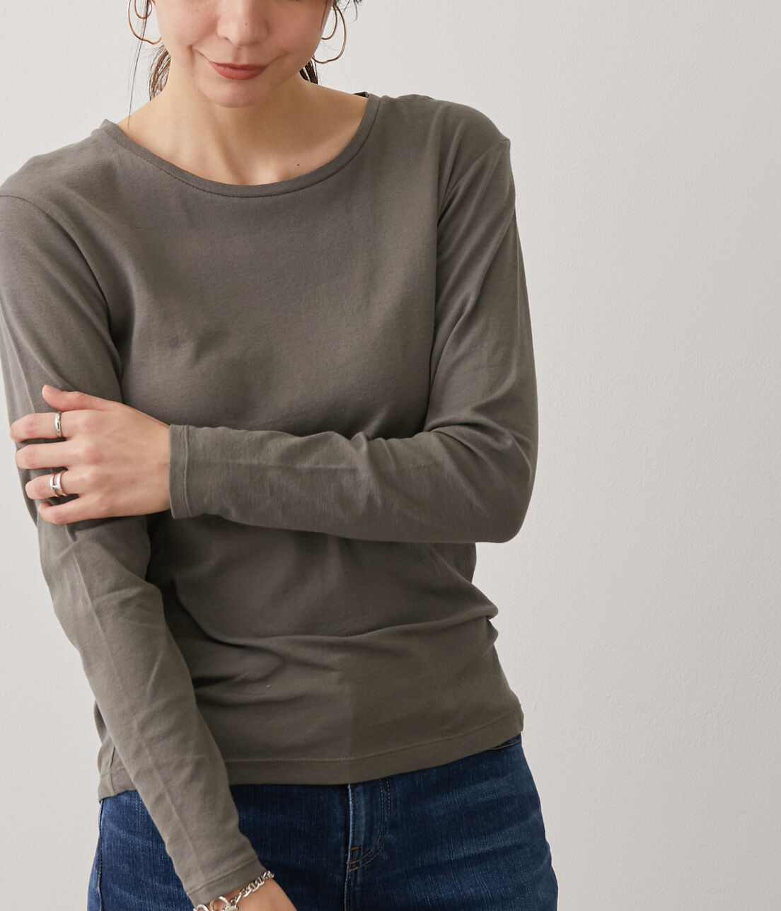 SALON adam et rope'「【Smile Cotton】クルーネックプルオーバー」|Tシャツ・カットソー|チャコール(06)