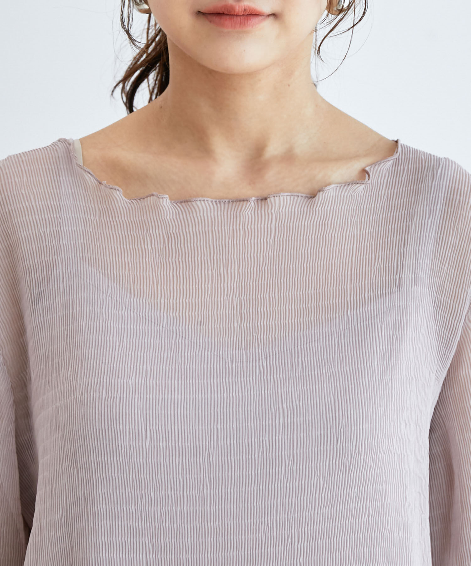 vis-a-vis「【WEB限定】インナーキャミ付きシアー楊柳プルオーバー」|シャツ・ブラウス|