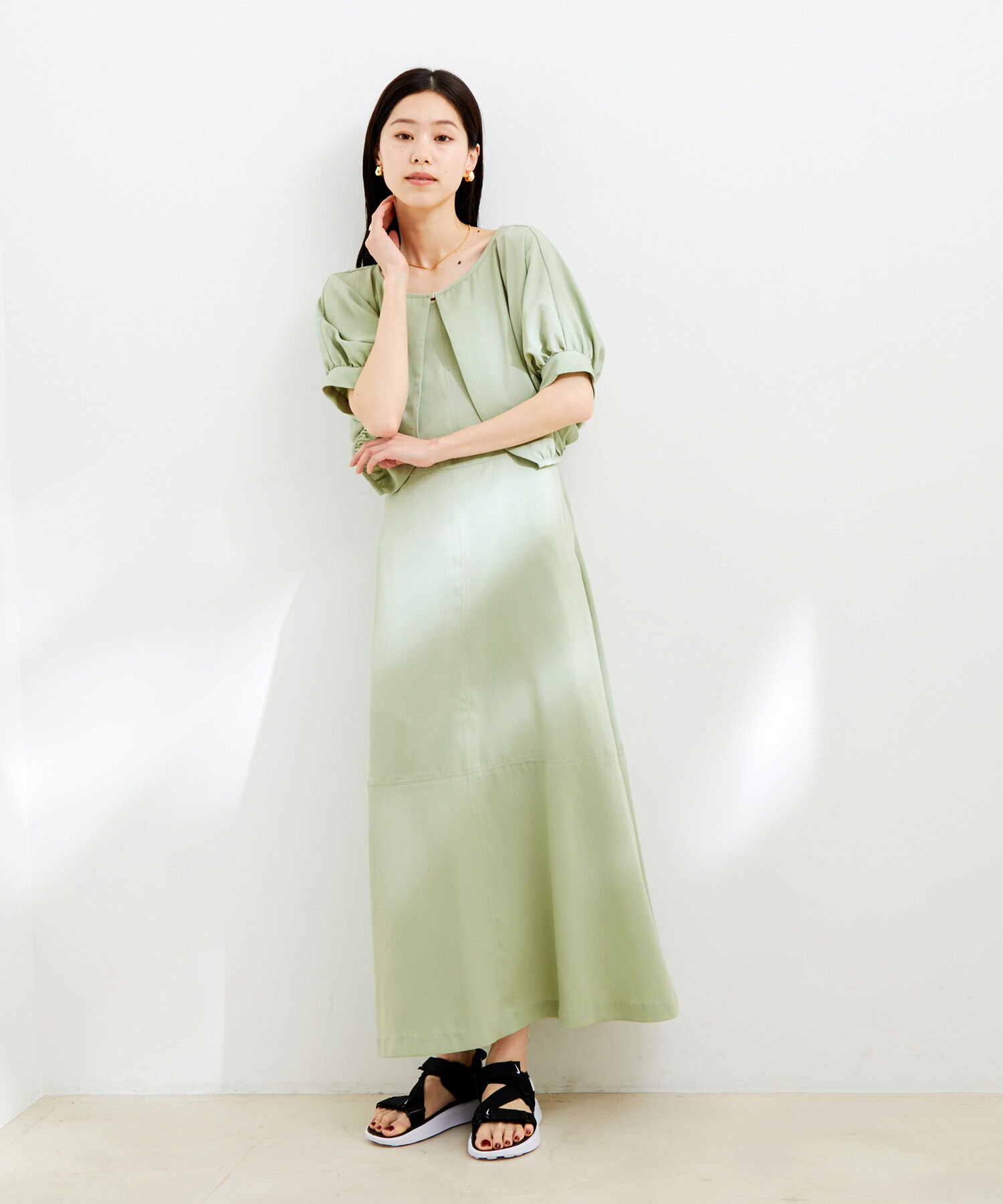 VIS「【洗える・防シワ】ボレロ＆ホルターネック付きキャミワンピース」|ワンピース|