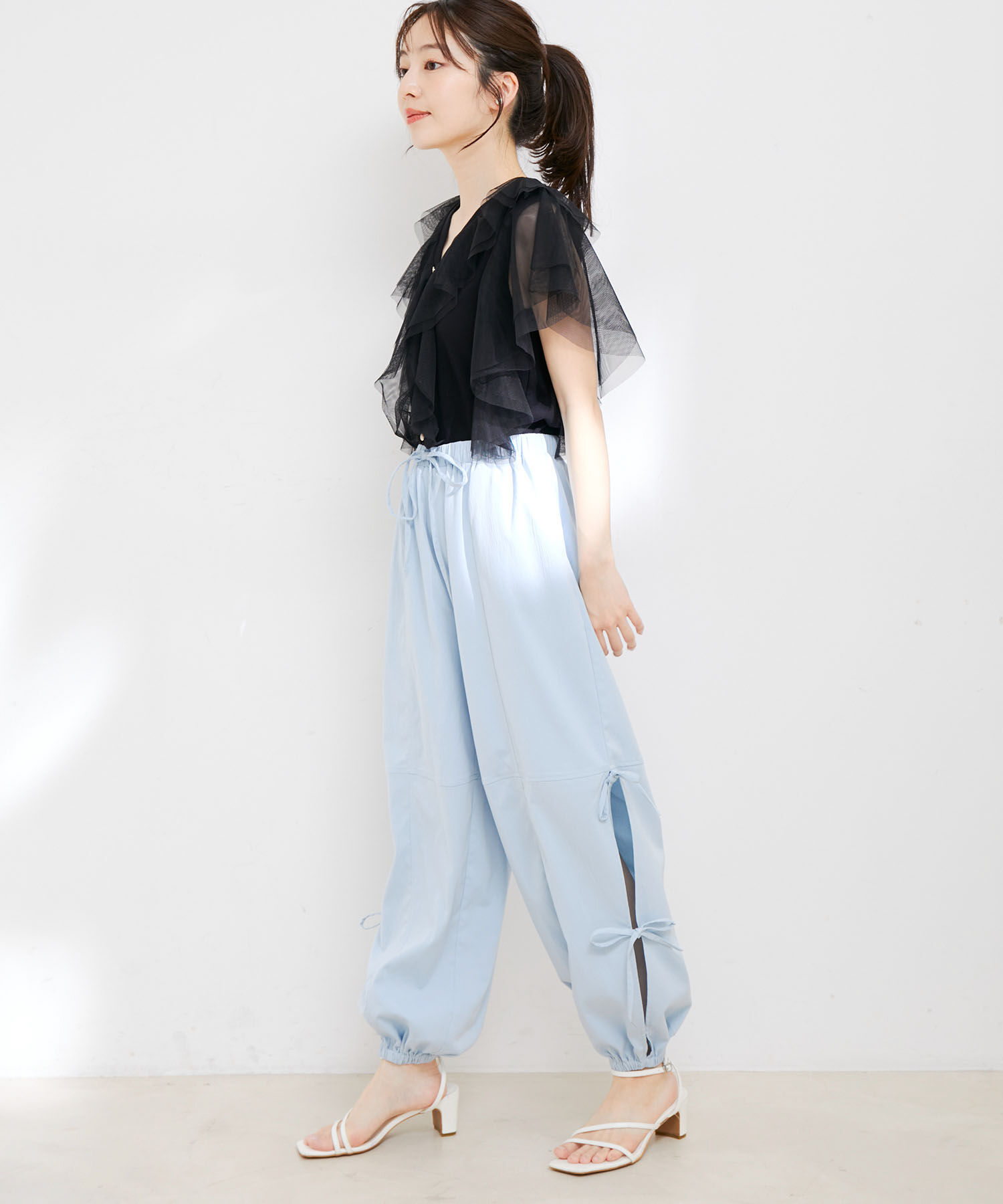 VIS「【洗える】サイドスリットリボンパンツ」|カーゴ|