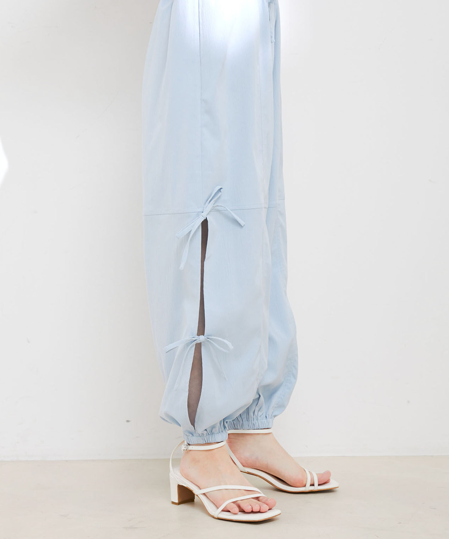 VIS「【洗える】サイドスリットリボンパンツ」|カーゴ|