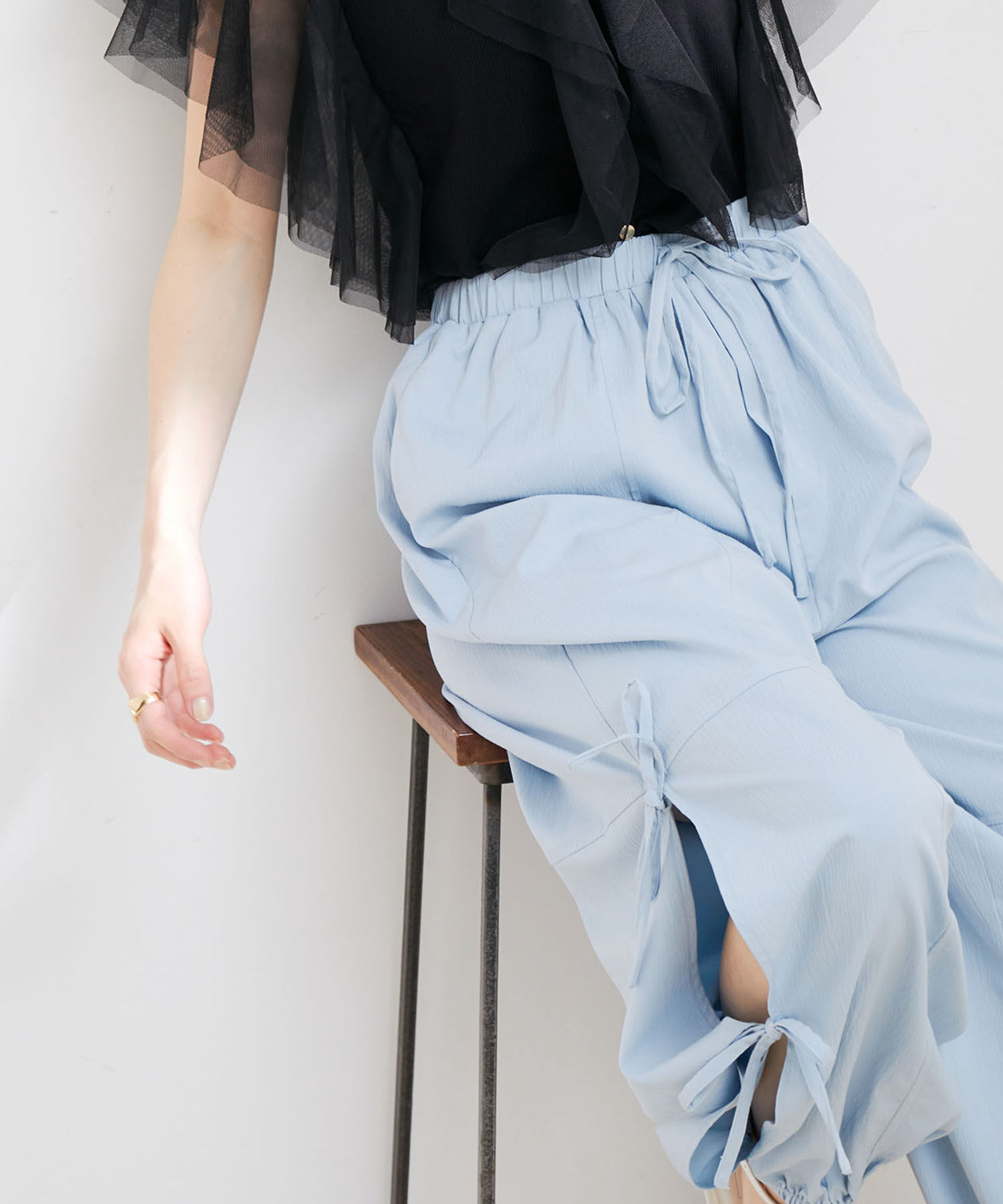 VIS「【洗える】サイドスリットリボンパンツ」|カーゴ|