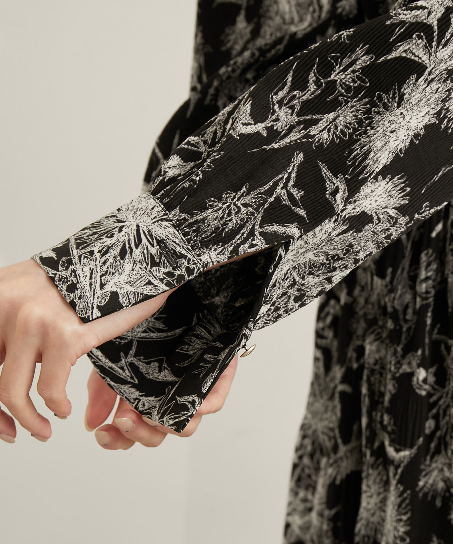 Rope&rsquo;Picnic「【emur/エミュール】プリーツフラワープリントワンピース」|ワンピース|