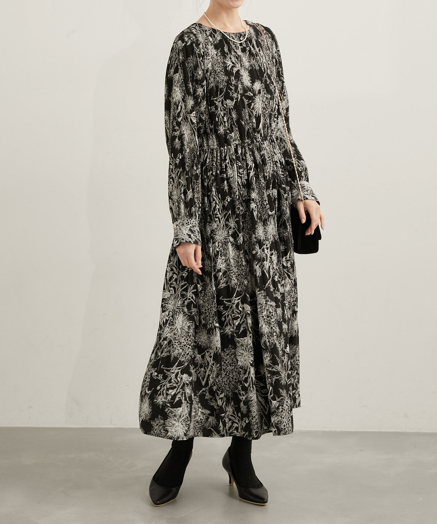 Rope&rsquo;Picnic「【emur/エミュール】プリーツフラワープリントワンピース」|ワンピース|