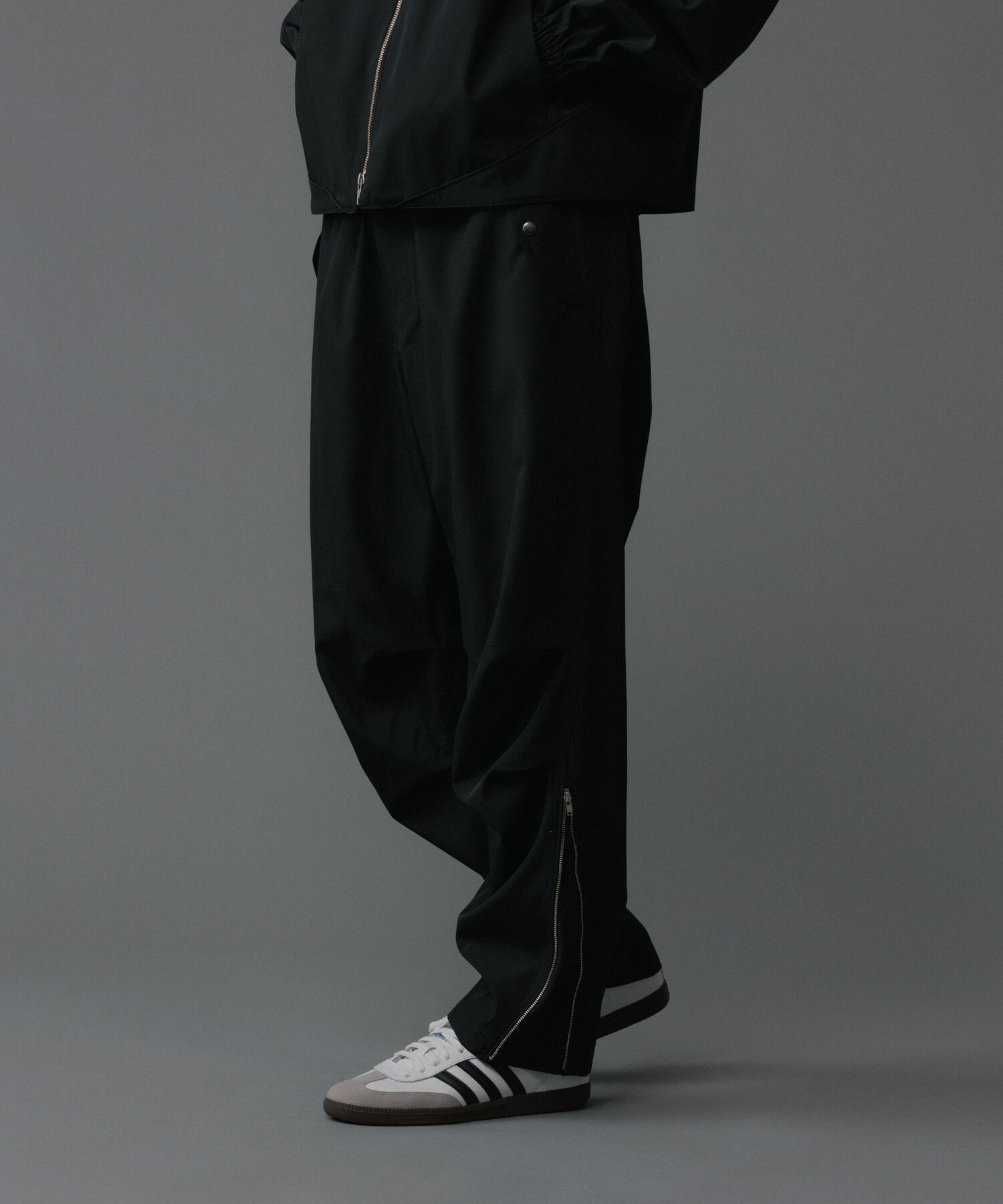 ADAM ET ROPE'「【NIKKE/ニッケ】撥水タフタ ドローストリング ワイド トラック パンツ / セットアップ対応 / UNISEX」|その他|