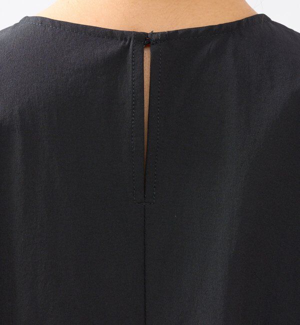  「《夏に快適・セットアップ対応◎》撥水加工・接触冷感タックデザインブラウス」|シャツ・ブラウス|