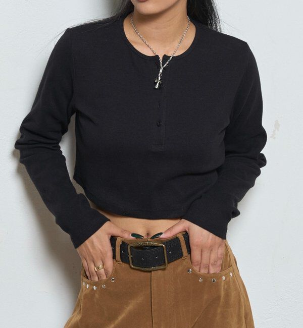  「【WEB限定】ヘンリーネックショートトップス」|Tシャツ・カットソー|