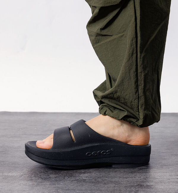 ABAHOUSE「【OOFOS/ウーフォス】OOmega OOahh/ウーメガウーアー」|サンダル|