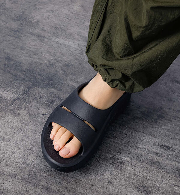 ABAHOUSE「【OOFOS/ウーフォス】OOmega OOahh/ウーメガウーアー」|サンダル|