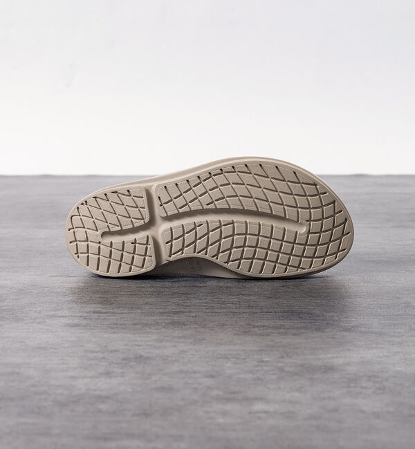 ABAHOUSE「【OOFOS/ウーフォス】OOmega OOahh/ウーメガウーアー」|サンダル|