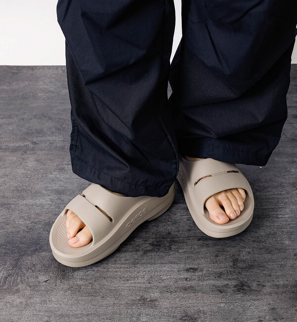 ABAHOUSE「【OOFOS/ウーフォス】OOmega OOahh/ウーメガウーアー」|サンダル|