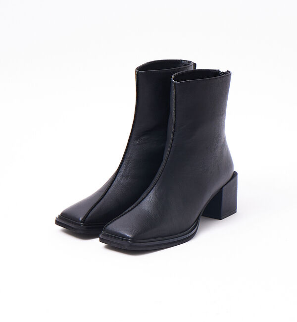 AU BANNISTER「【WEB限定】アシンメトリースクエアトゥショートブーツ」|ショートブーツ|ブラック