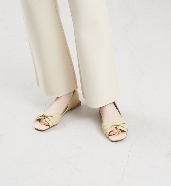 AU BANNISTER「ツイストオープントゥパンプス」|サンダル|