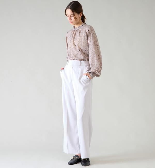 TIARA「フラワーカーテンプリントフリルネックブラウス」|シャツ・ブラウス|