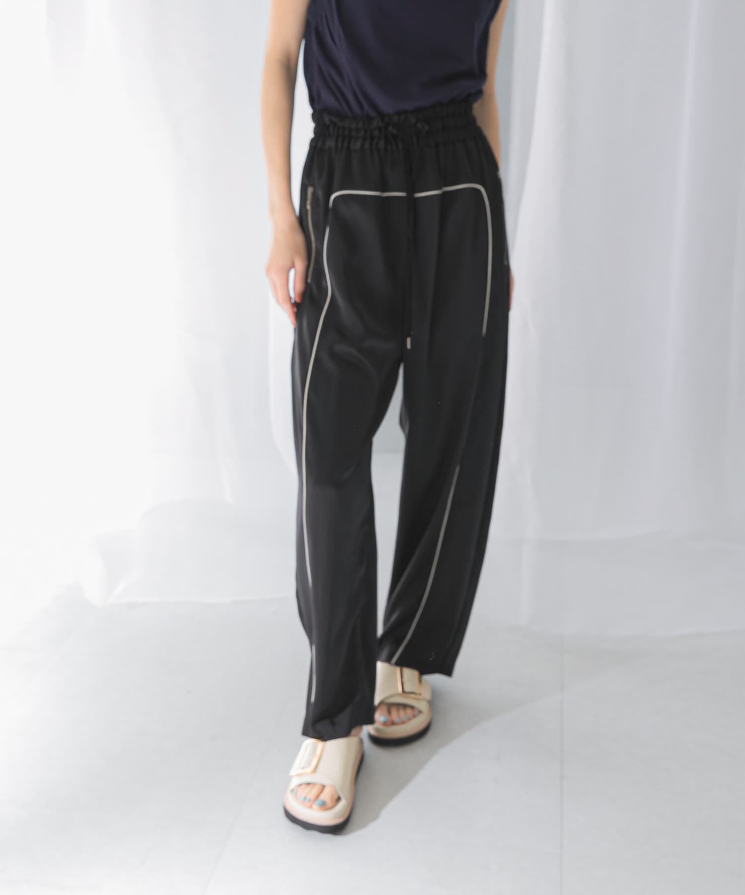 URBAN RESEARCH ROSSO「PROTAGONISTA　Satin Line Pants」|その他|ブラック